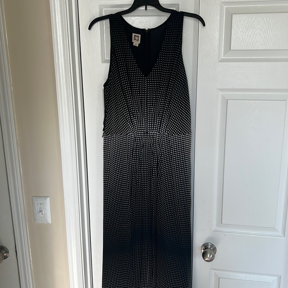 Long black dress